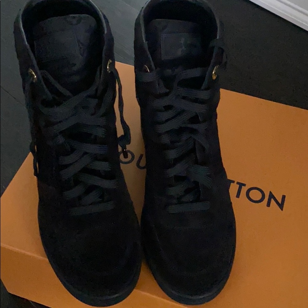 Louis Vuitton Black Millenium Sneaker - Picture 4 of 6